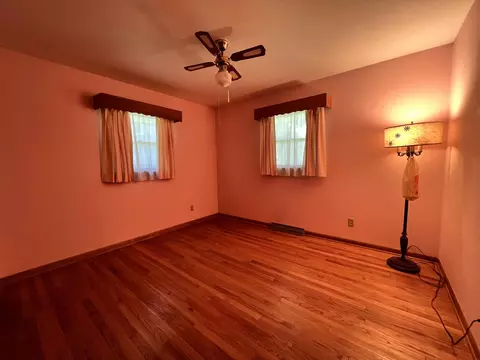 310 N Wooster St, Capron, IL 61012 photo 12