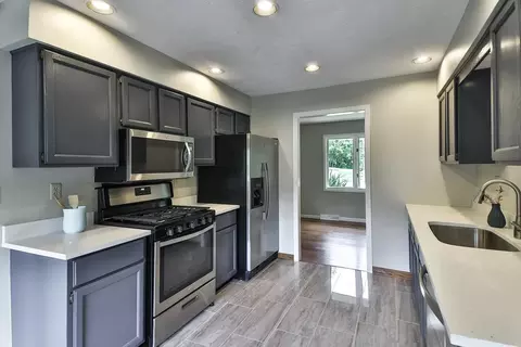 11012 Pheasant Run Ln, Roscoe, IL 61073 photo 16