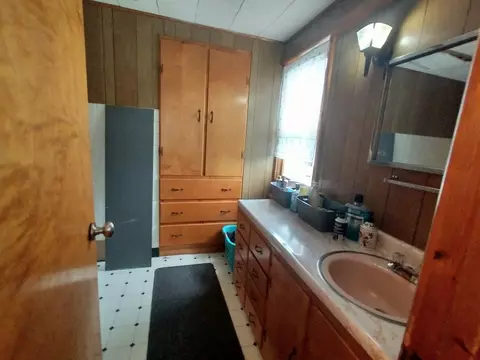 1410 W 2nd St, Dixon, IL 61021 photo 6