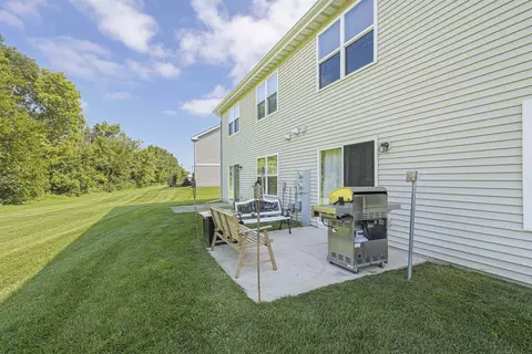 9118 Romeldale Ln, Roscoe, IL 61073 photo 22