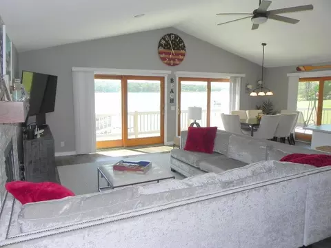 1540 Pier, Lake Summerset, IL 61019 photo 10