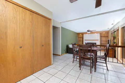 513 Baintree, Lake Summerset, IL 61019 photo 15