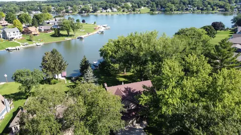 513 Baintree, Lake Summerset, IL 61019 photo 3