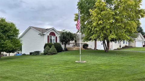 1330 Michael Dr, Pecatonica, IL 61063 photo 28