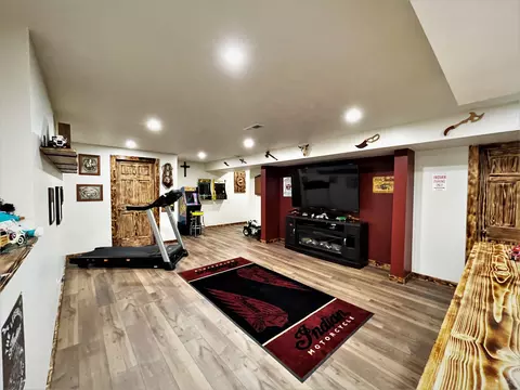 1330 Michael Dr, Pecatonica, IL 61063 photo 10