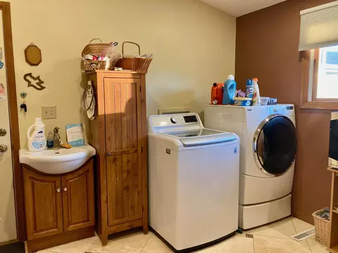 11 Geneva St, Mount Carroll, IL 61053 photo 13