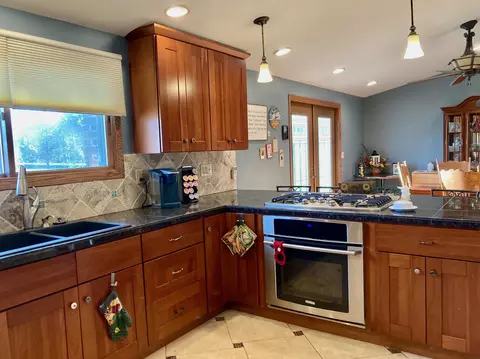 11 Geneva St, Mount Carroll, IL 61053 photo 8