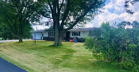 11 Geneva St, Mount Carroll, IL 61053 photo 5