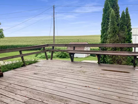 79 School St, Chadwick, IL 61014 photo 11