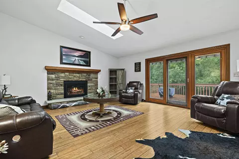 5611 Gray Eagle Rd, Roscoe, IL 61073 photo 18