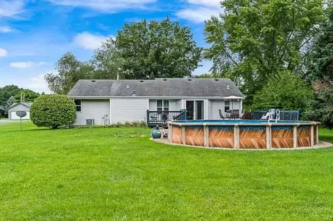 4628 Straw Ln, Roscoe, IL 61073 photo 11