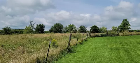 1966 N Heitter Rd, Freeport, IL 61032 photo 24