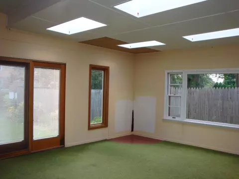 1015 E 4th St, Belvidere, IL 61008 photo 8