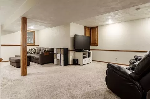 7593 Grace Dr, Roscoe, IL 61073 photo 44