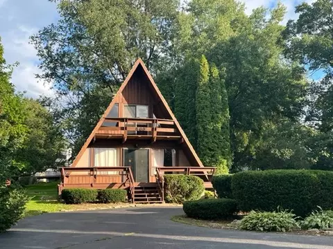 569 Baintree, Lake Summerset, IL 61019 photo 4