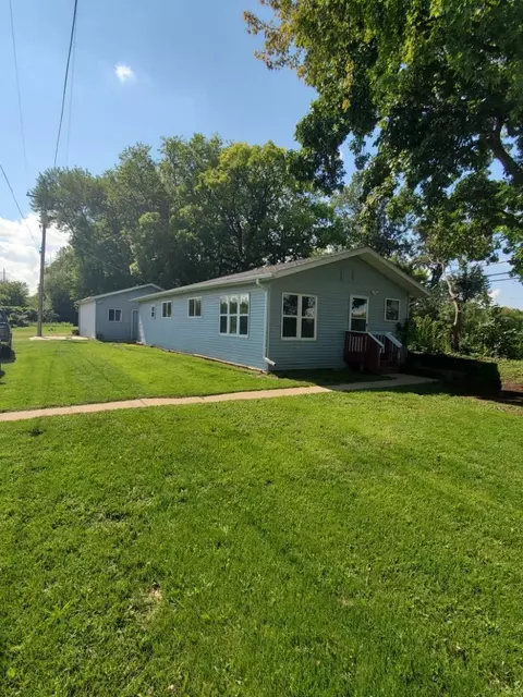 1991 Il Rte 75 E, Freeport, IL 61032 photo 3