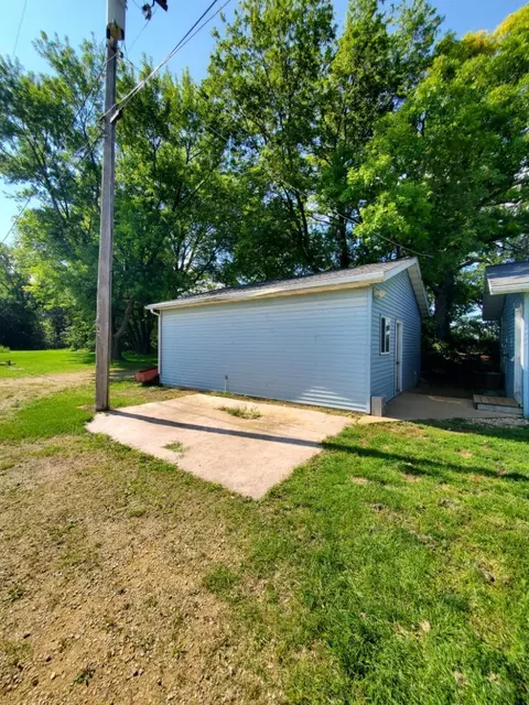 1991 Il Rte 75 E, Freeport, IL 61032 photo 16