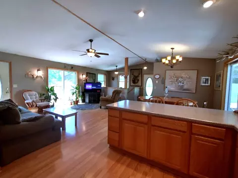 2127 Hawthorne Dr, Lake Summerset, IL 61019 photo 8