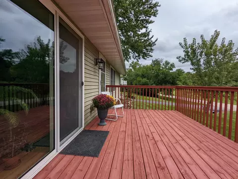 2127 Hawthorne Dr, Lake Summerset, IL 61019 photo 4