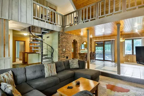 548 E Azalea Ter, Beloit, WI 53511 photo 10