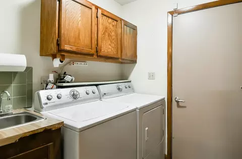 548 E Azalea Ter, Beloit, WI 53511 photo 23