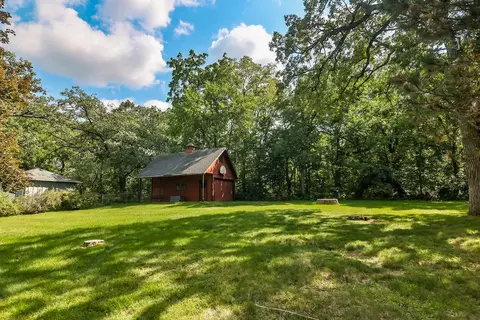 548 E Azalea Ter, Beloit, WI 53511 photo 6