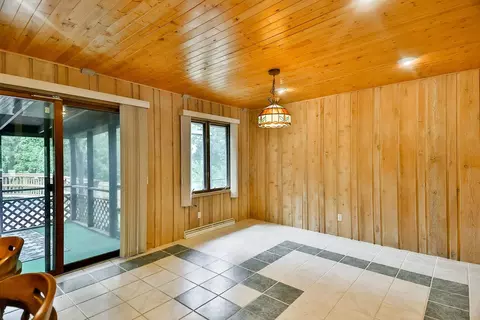 548 E Azalea Ter, Beloit, WI 53511 photo 11