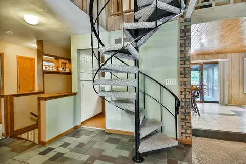548 E Azalea Ter, Beloit, WI 53511 photo 8