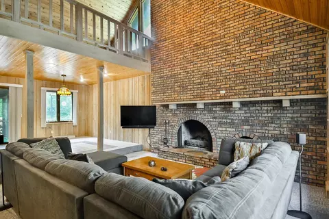 548 E Azalea Ter, Beloit, WI 53511 photo 9