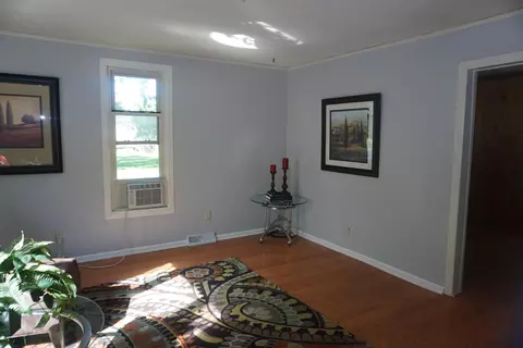 501 S 3rd St, Malta, IL 60150 photo 8