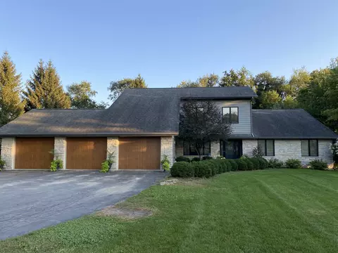 1300 Sylvan Ct, Freeport, IL 61032 photo 1