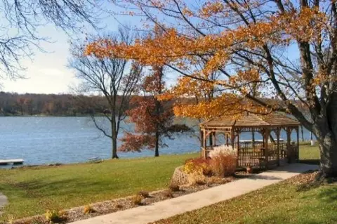 1697 Edgewood Dr, Lake Summerset, IL 61019 photo 8