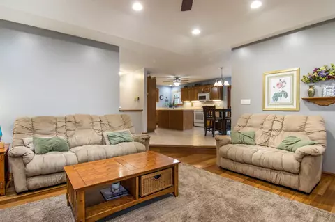 355 Corkhill Ct, Lake Summerset, IL 61019 photo 14