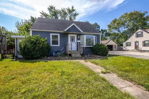 809 E Riverside Blvd, Loves Park, IL 61111 photo 1