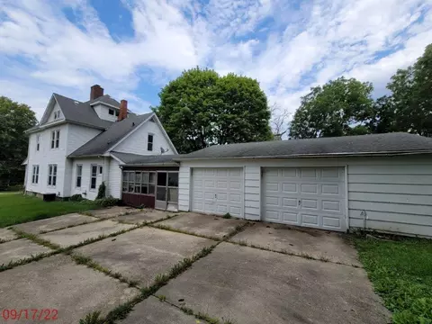 203 W 5th St, Leaf River, IL 61047 photo 15