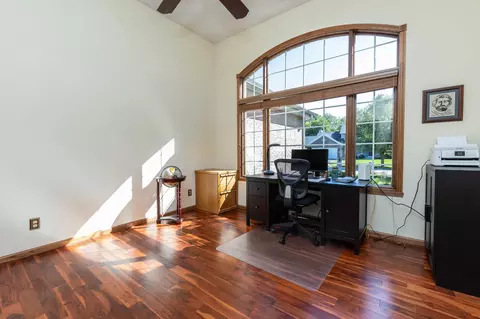 6596 Lindbloom Ln, Cherry Valley, IL 61016 photo 9