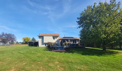 9760 Applegate Dr, Roscoe, IL 61073 photo 26