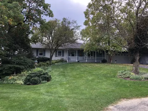 719 Heathcliff Ct, Lake Summerset, IL 61019 photo 3