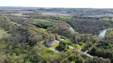 9681 Il Route 84 S, Hanover, IL 61041
