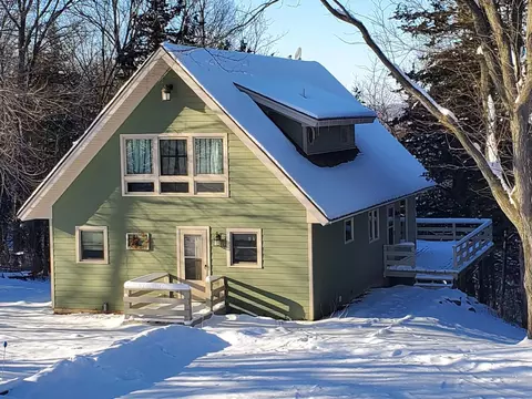 362 W Wachter Rd, Galena, IL 61036