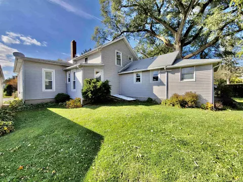 427 E 4th St, Byron, IL 61010 photo 28