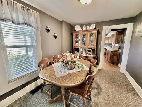 427 E 4th St, Byron, IL 61010 photo 11
