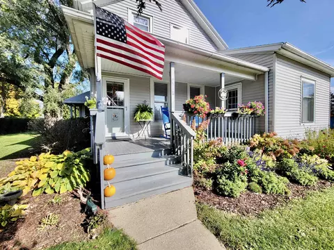 427 E 4th St, Byron, IL 61010 photo 2