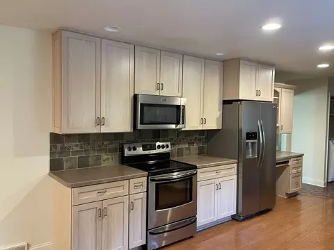 1815 Gladewood, Freeport, IL 61032 photo 8