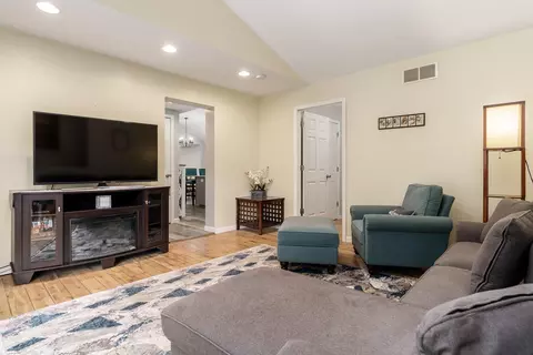 5272 Glenn Dr, Roscoe, IL 61073 photo 22