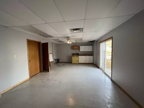 303 E State Rd, Mount Carroll, IL 61053 photo 22