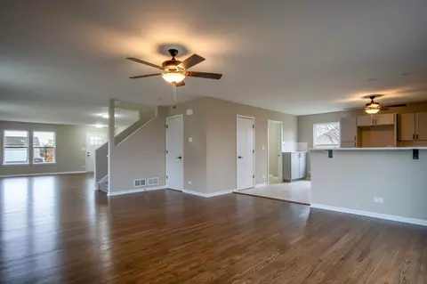 3044 E 6th St, Belvidere, IL 61008 photo 9