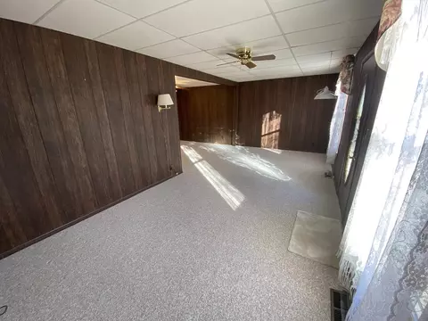 518 N Broad St, Lanark, IL 61046 photo 20