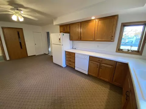 518 N Broad St, Lanark, IL 61046 photo 11