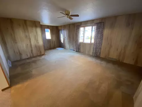 518 N Broad St, Lanark, IL 61046 photo 15